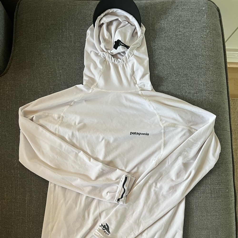 NWOT Patagonia RO Hoody, Rashguard, Men’s Large